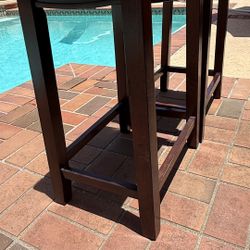 2 Bar Stools 