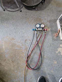 Automotive  A/C gauges