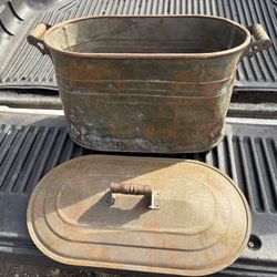 Antique Copper Tub With Lid 