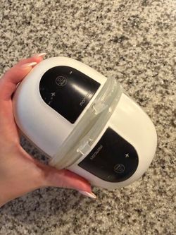 Mom cozy breast pump