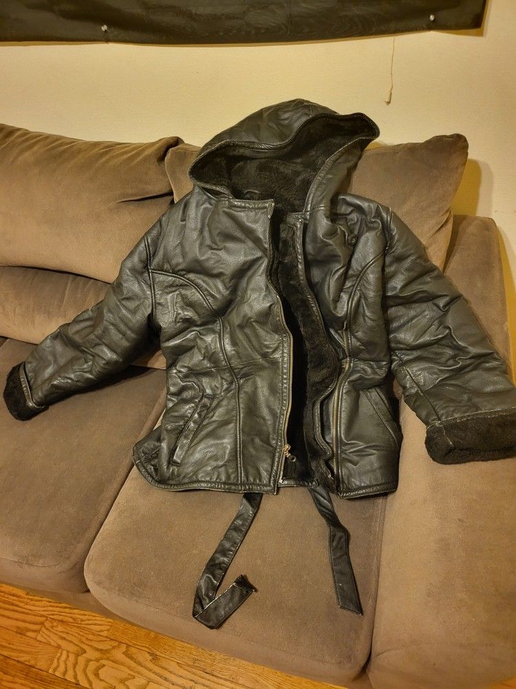 Women's Wilson Leather Coat Size Large With Comfortable Fur Black 