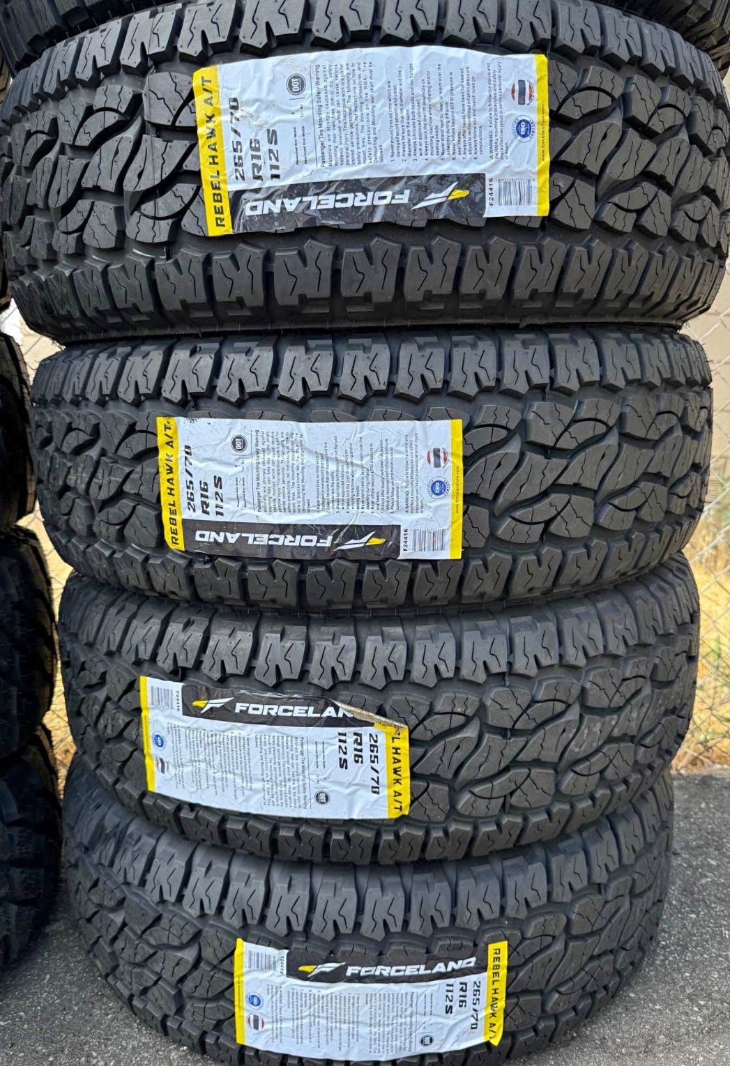 265 70 16 Vendo Un Set De Llantas Nuevas Con Garantía Marca FORCELAND