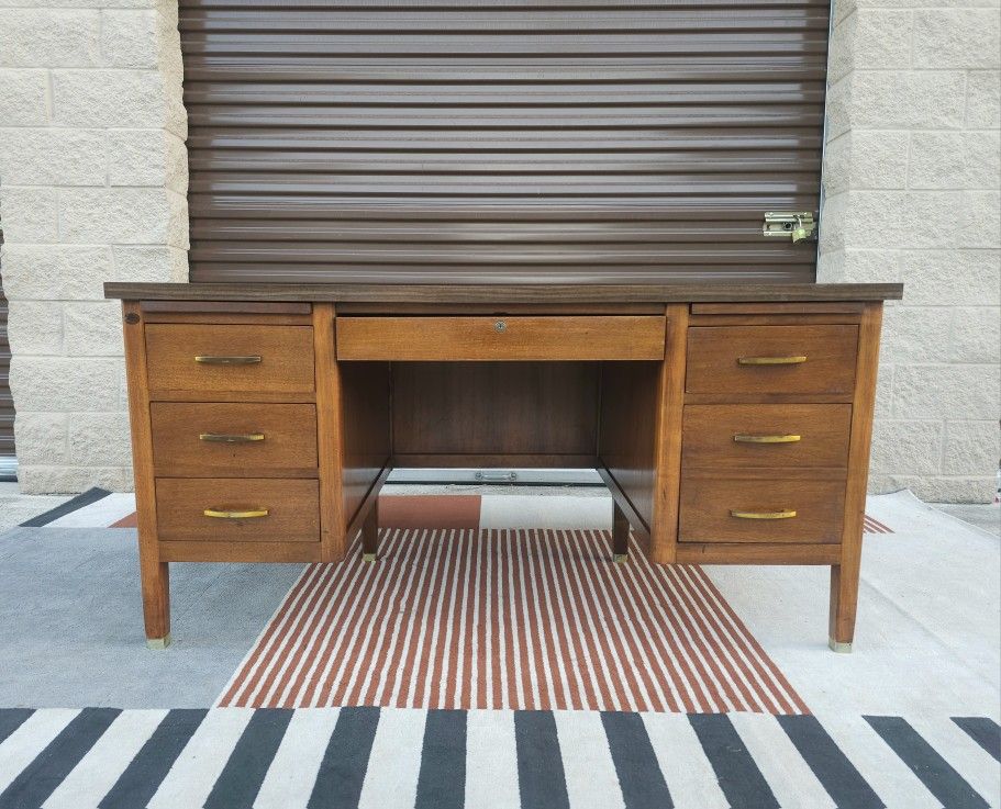 Mid-Century Modern Solid Desk – Hoosier Desk Co. - Delivery +$35