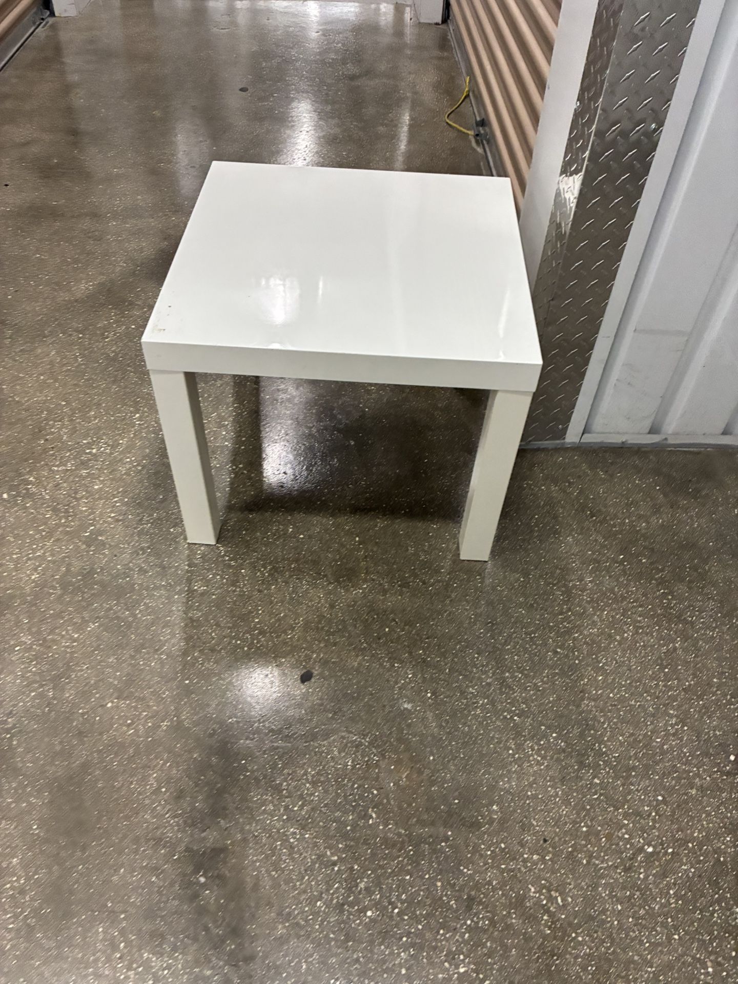 Accent Table