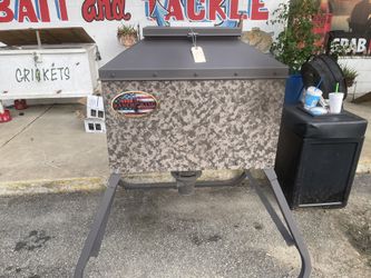 Deer / Fish Feeders And  Hunting Boxes