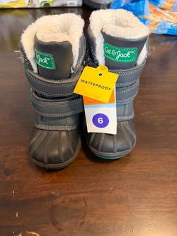 Cat & Jack Kids Waterproof Snow Boots Size 6