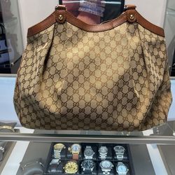 Handbag