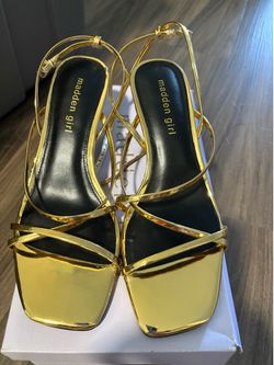 Madden Girl Sandals Gold Size 8