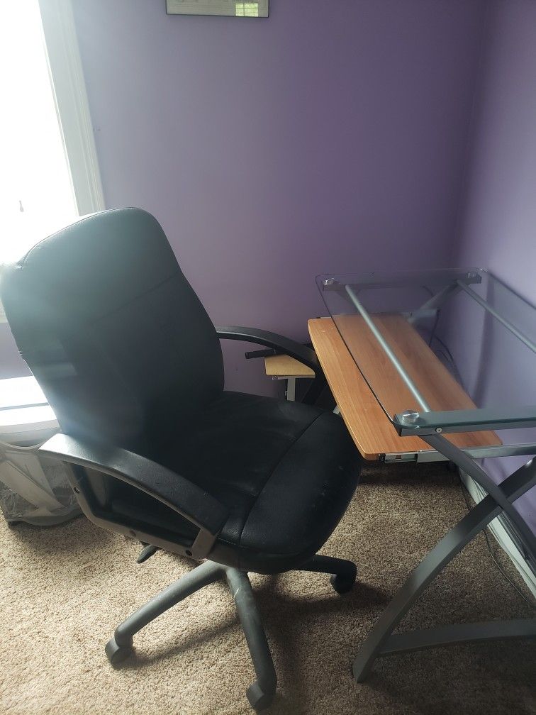 Computer Desk And Swivel Chair 