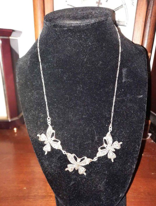 Sterling Silver Butterfly Necklace 18 In Length Butterfly Necklace