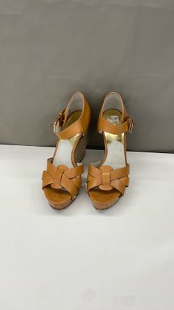 Michael Kors wedges. Item No 703 (Shopgoodwill)