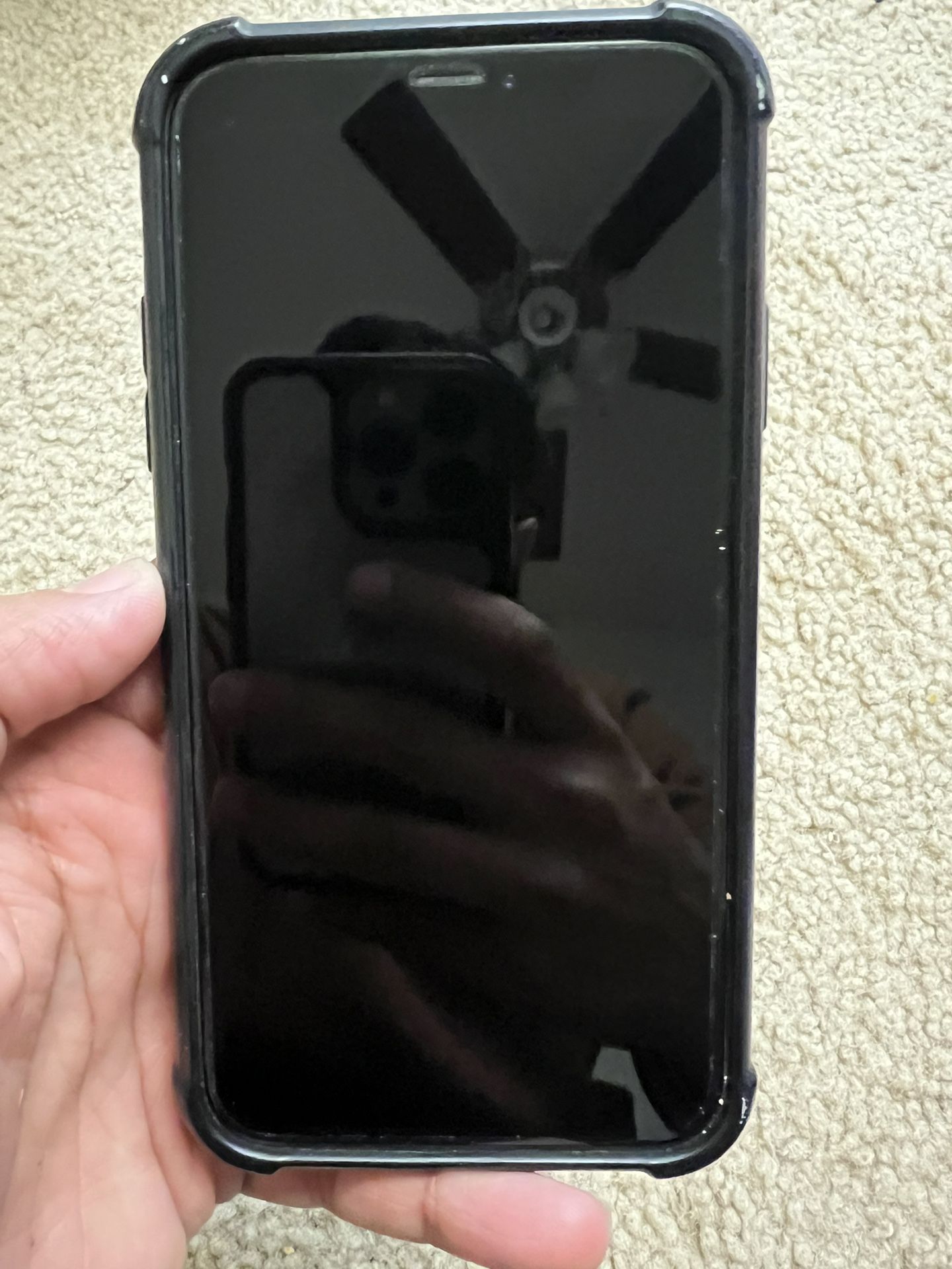Unlocked iPhone XR 64 gb White Color