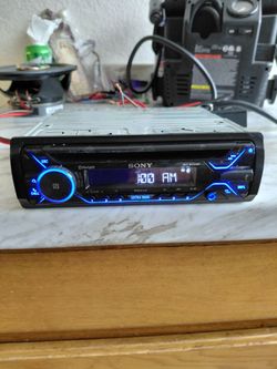 ESTEREO SONY EN BUEN ESTADO PRECIO 60$ FIJOS NO MENOS