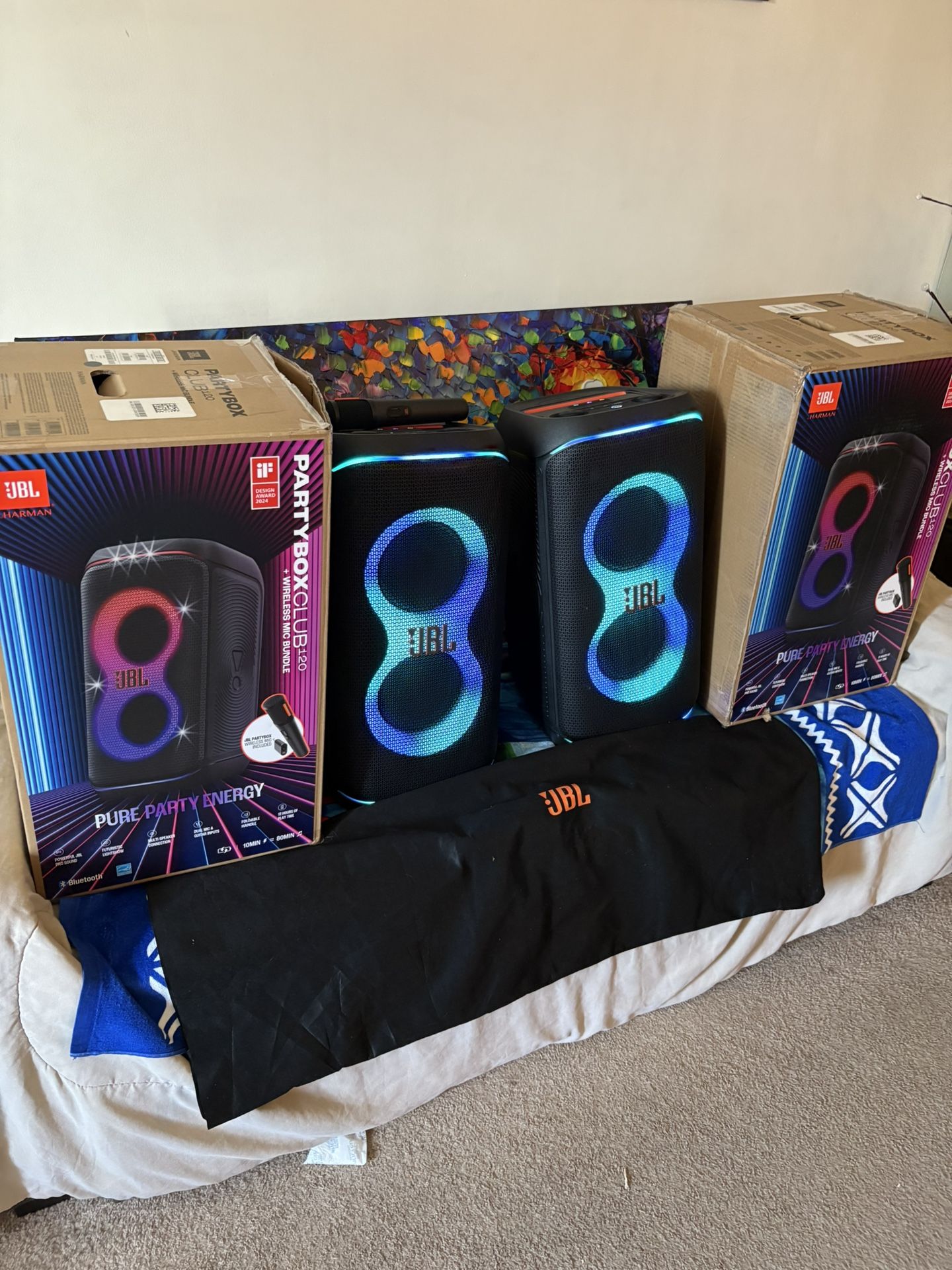 JBL >< Partybox 120 >< Portable Bluetooth Party Speaker, Wireless Mic, LED Light Show, JBL Pro Sound