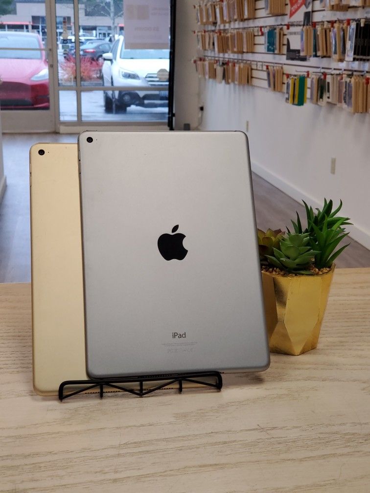 Apple IPad 6th Gen Cellular 32GB - 5 Dollars Down No Credit Needed!