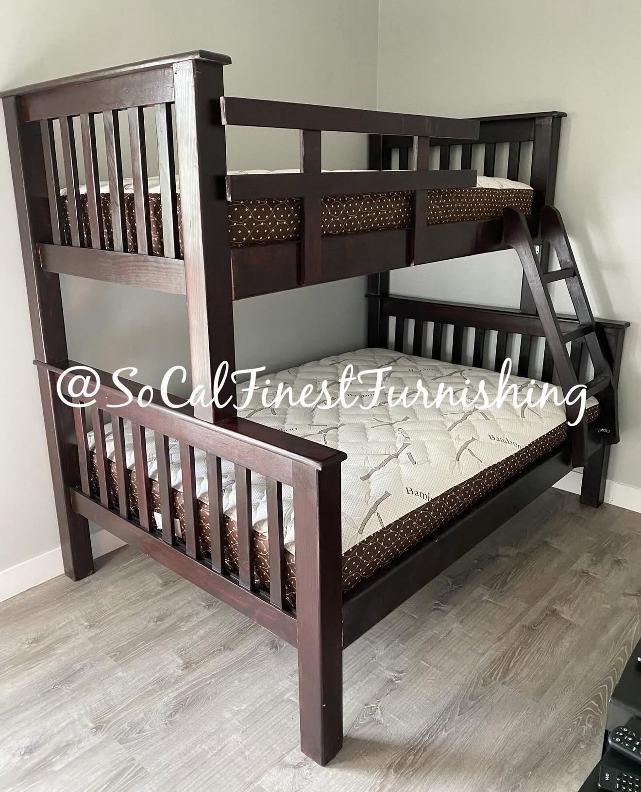 Twin Bunk Bed With Mattresses