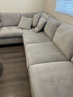 Donaver Sofa From Living Spaces Hardly Used! Mint Condition