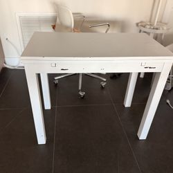 Dining table or Desk