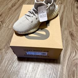 Yeezy Boost 350 V2 Sesame 