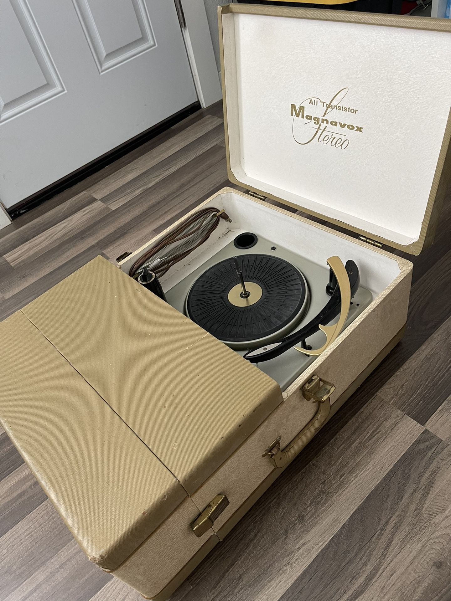 Magnavox Record Player 