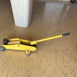 1-1.5 Ton Floor Jack