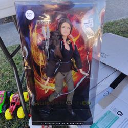  Hunger games Katnis Barbie 