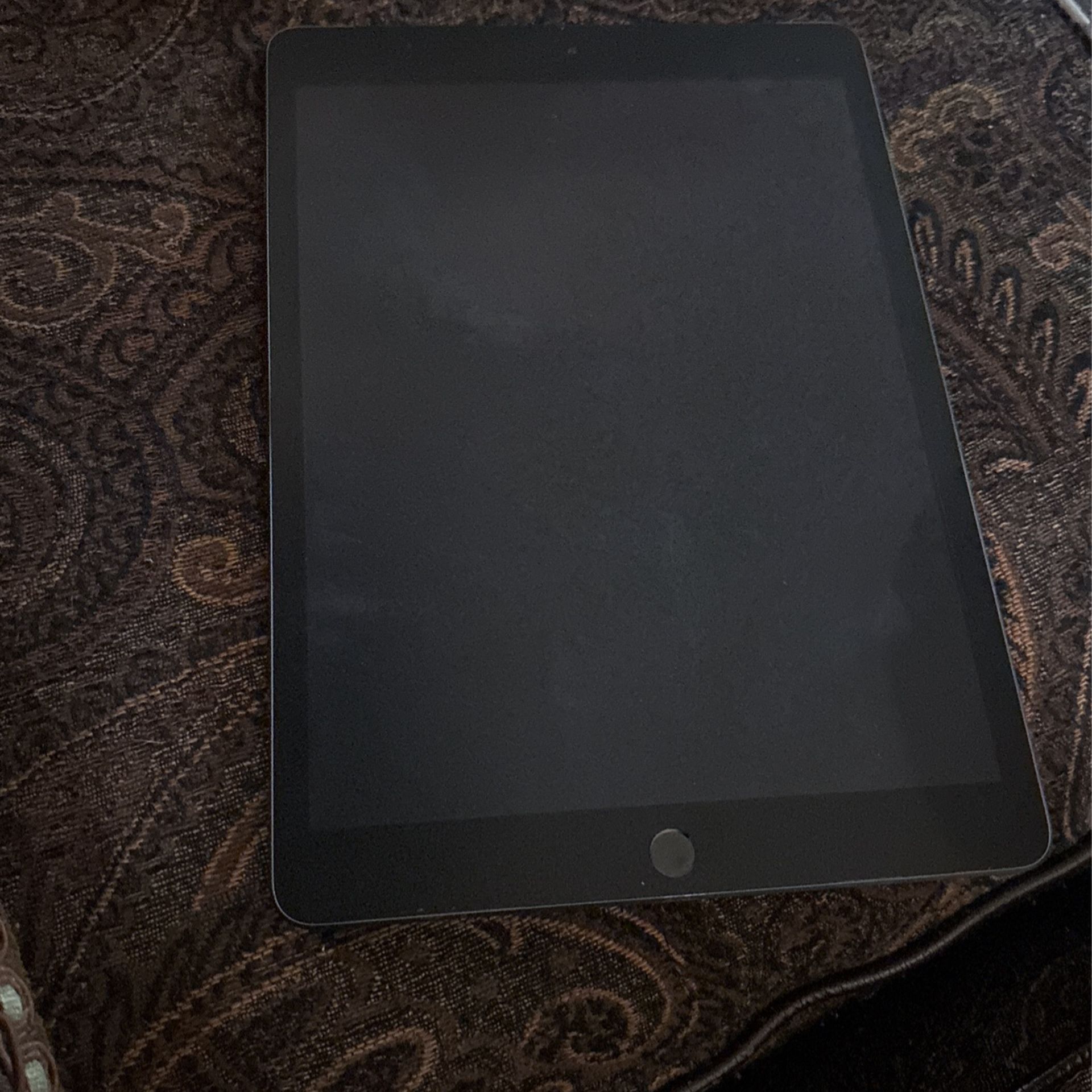 Selling iPad 7th Gen 