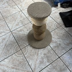 Cat Scratching Post 