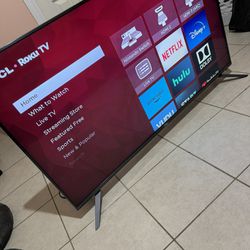 65in Smart Roku TV