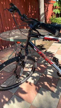 TREK BIKE 26”