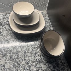 Dinner Dish Set
