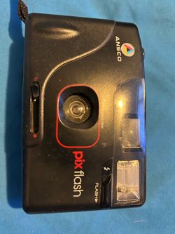 Samsung and Vinter vintage film cameras - used but with original manuals