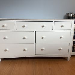 Solid Wood 7 drawer Dresser