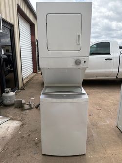 24” Whirlpool Electric Stackable W&D Unit