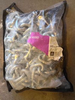 Selling a brand new 3/8-inch x 14 ft. Grade 43 Logging Chain w/ hooks