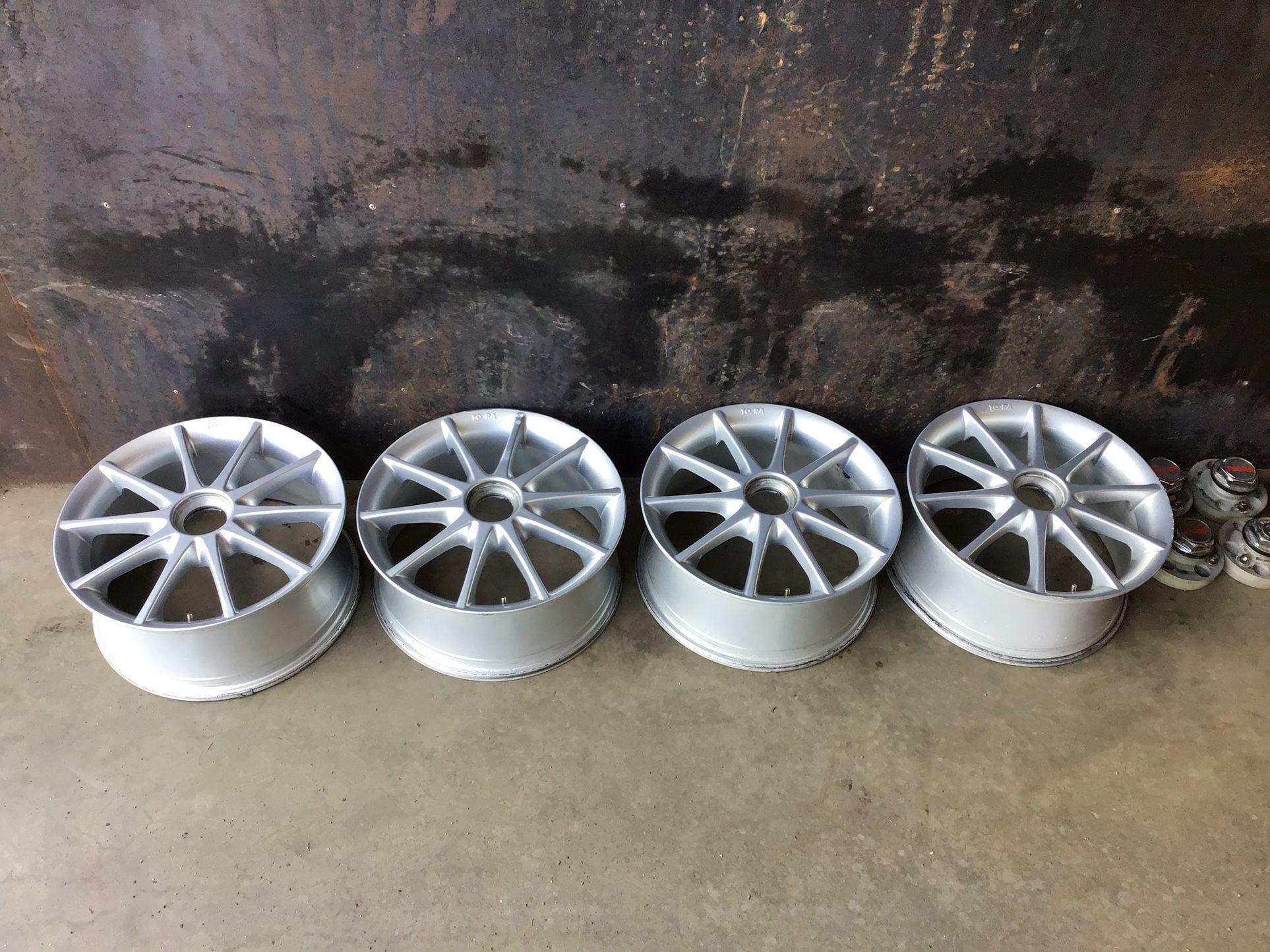 Rare Monotoora T300 10 Spoke Silver 17 Inch Volkswagen Mercedes Audi 5x112 Wheels
