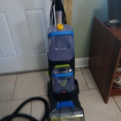 Aspiradora Bissell De Agua Turbo Clean,  Con Todos Los Accesorios,  Usada Como Nueva 