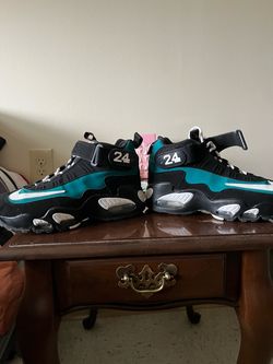 Ken Griffey sneakers