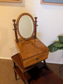 Vintage vanity and table