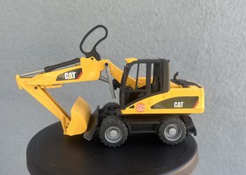 Bruder Toys Caterpillar Small Excavator with Working Arm & Steering