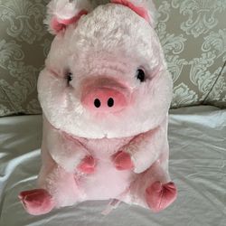 New stuffed animal (pig) approx H14” W11”