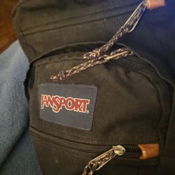 BLACK JANSPORT BACKPACK
