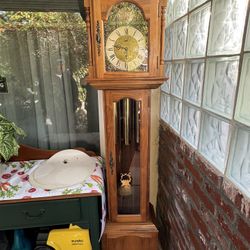 Temp is Fugit And Emperor Grand Father Clock (German) 