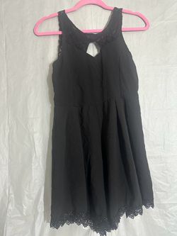 Used jr/young women’s romper