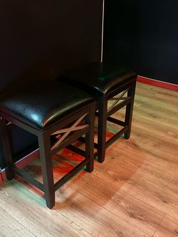 Set of 2 Black Counter Height Bar Stools – Padded Seats