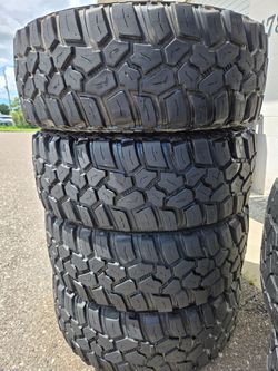 285/70/17 cooper discoverer used tires
