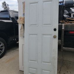 $2 Puertas