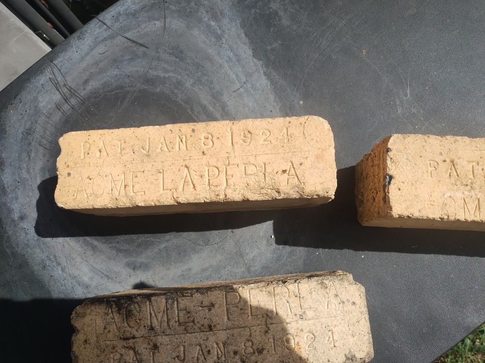 20 Acme-Perla Bricks Jan 8, 1924