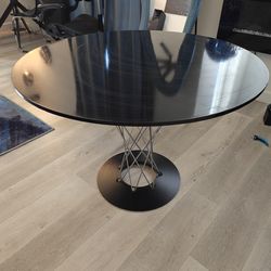 Cyclone dining table