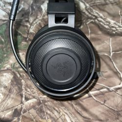 Razer Nari Essential Wireless Headset